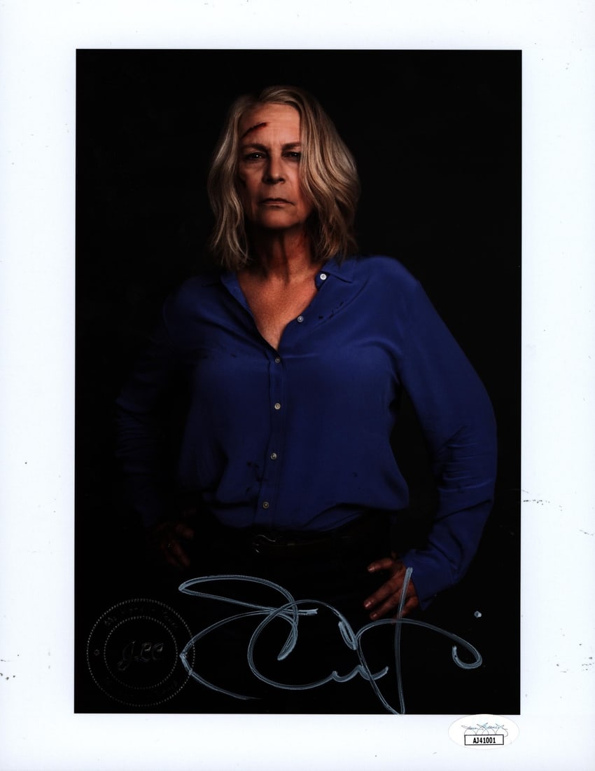 Autographed Jamie Lee Curtis 8.5x11 Halloween Photo With JSA COA (1 of 1)