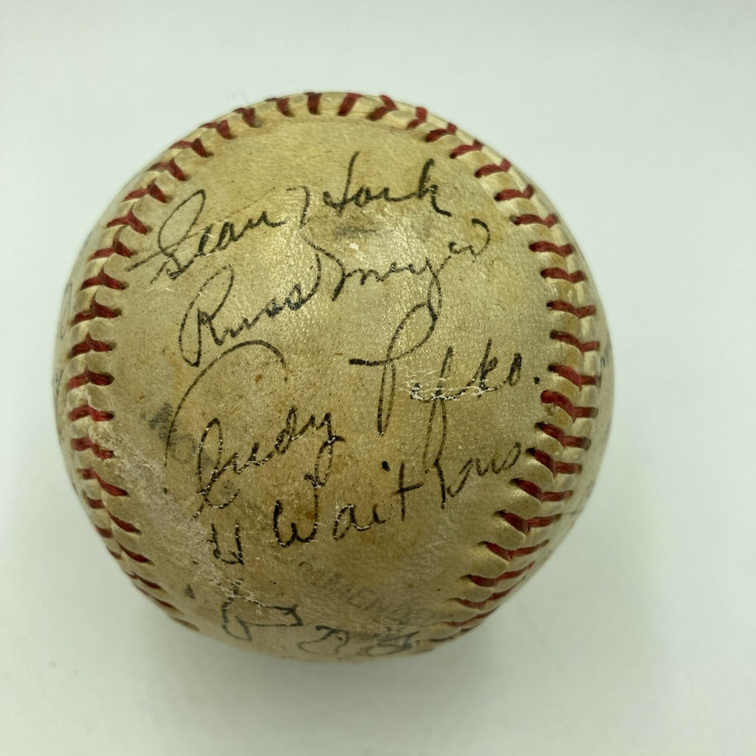 1947 Chicago Cubs Team Signed Baseball Ed Waitkus JSA Authenticated: 1947 Chicago Cubs Team Signed Baseball Ed Waitkus JSA Authenticated This is a 1947 Chicago Cubs team signed baseball featuring the autograph of Ed Waitkus. Authenticated by James Spence Authentication