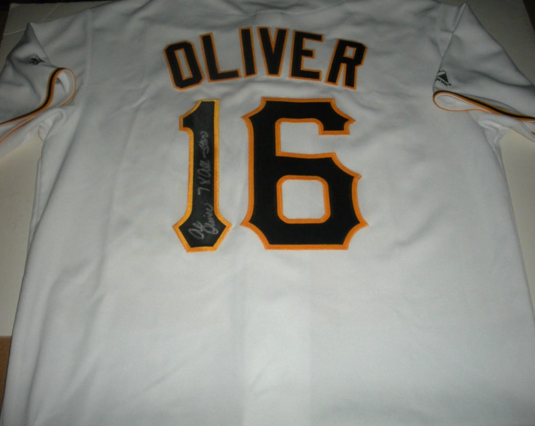 Majestic Pittsburgh Pirates Jersey Signed by Al Oliver with COA: Majestic Pittsburgh Pirates Jersey Signed by Al Oliver with COA This is a pre-owned, officially licensed Majestic jersey signed by Al Oliver of the Pittsburgh Pirates. The jersey comes with a certific