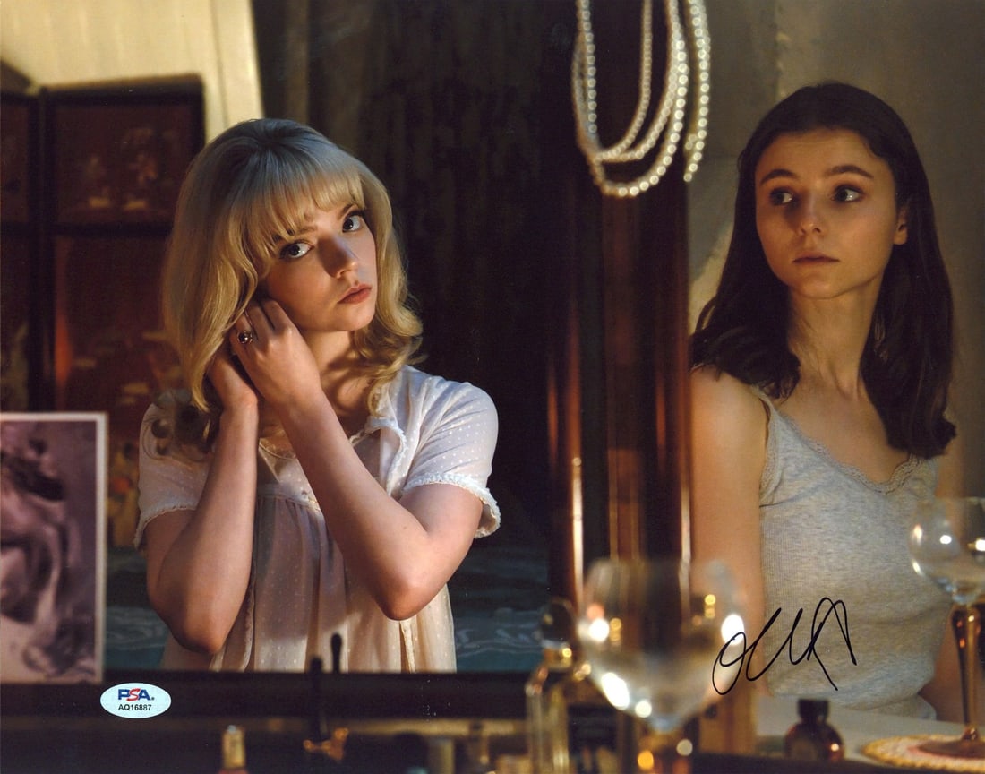 Thomasin McKenzie Autographed 11x14 Photograph PSA DNA Last Night In Soho (1 of 1)
