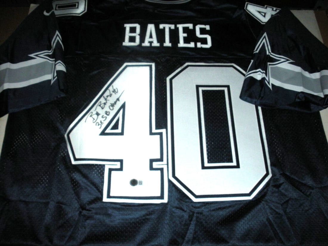 Nike Dallas Cowboys Jersey Signed by Bill Bates with Beckett COA: Nike Dallas Cowboys Jersey Signed by Bill Bates with Beckett COA This is a pre-owned, officially licensed Nike Dallas Cowboys jersey signed by Bill Bates. The autograph is authenticated with a Beckett