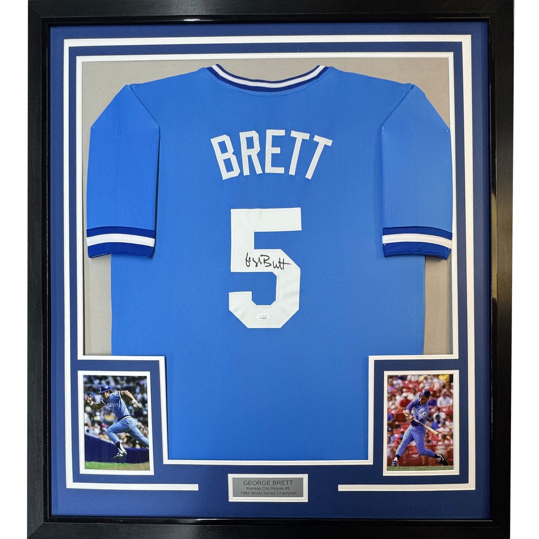 Framed Autographed George Brett Jersey Kansas City Royals JSA COA 35x39: Framed Autographed George Brett Jersey Kansas City Royals JSA COA 35x39 This professionally framed display features an autographed George Brett jersey, a must-have for any Kansas City Royals fan. The 