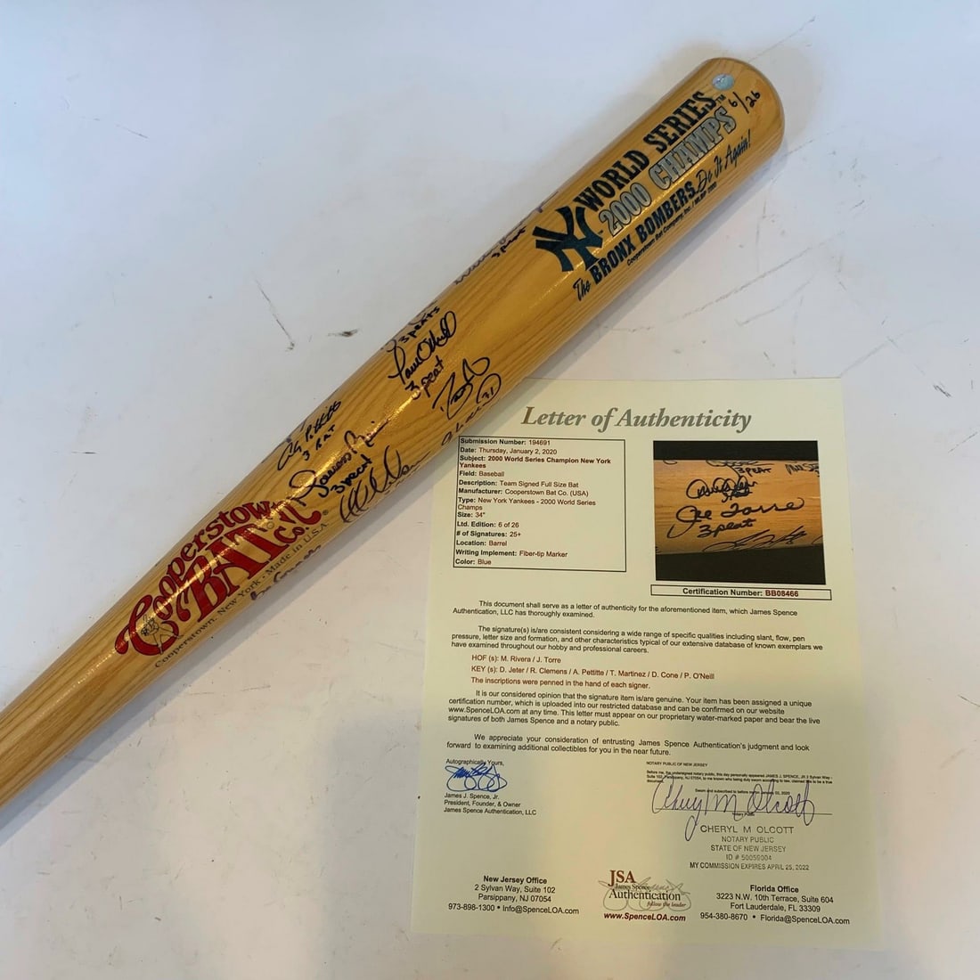 2000 Yankees Team Signed Bat Derek Jeter Mariano Rivera 3 Peat JSA COA (1 of 12)