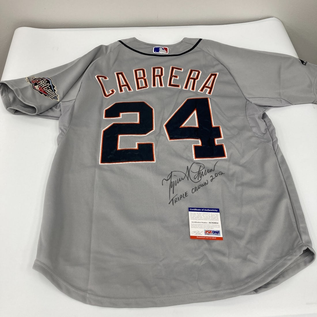 Miguel Cabrera Signed 2012 Triple Crown Detroit Tigers Jersey PSA DNA (1 of 9)