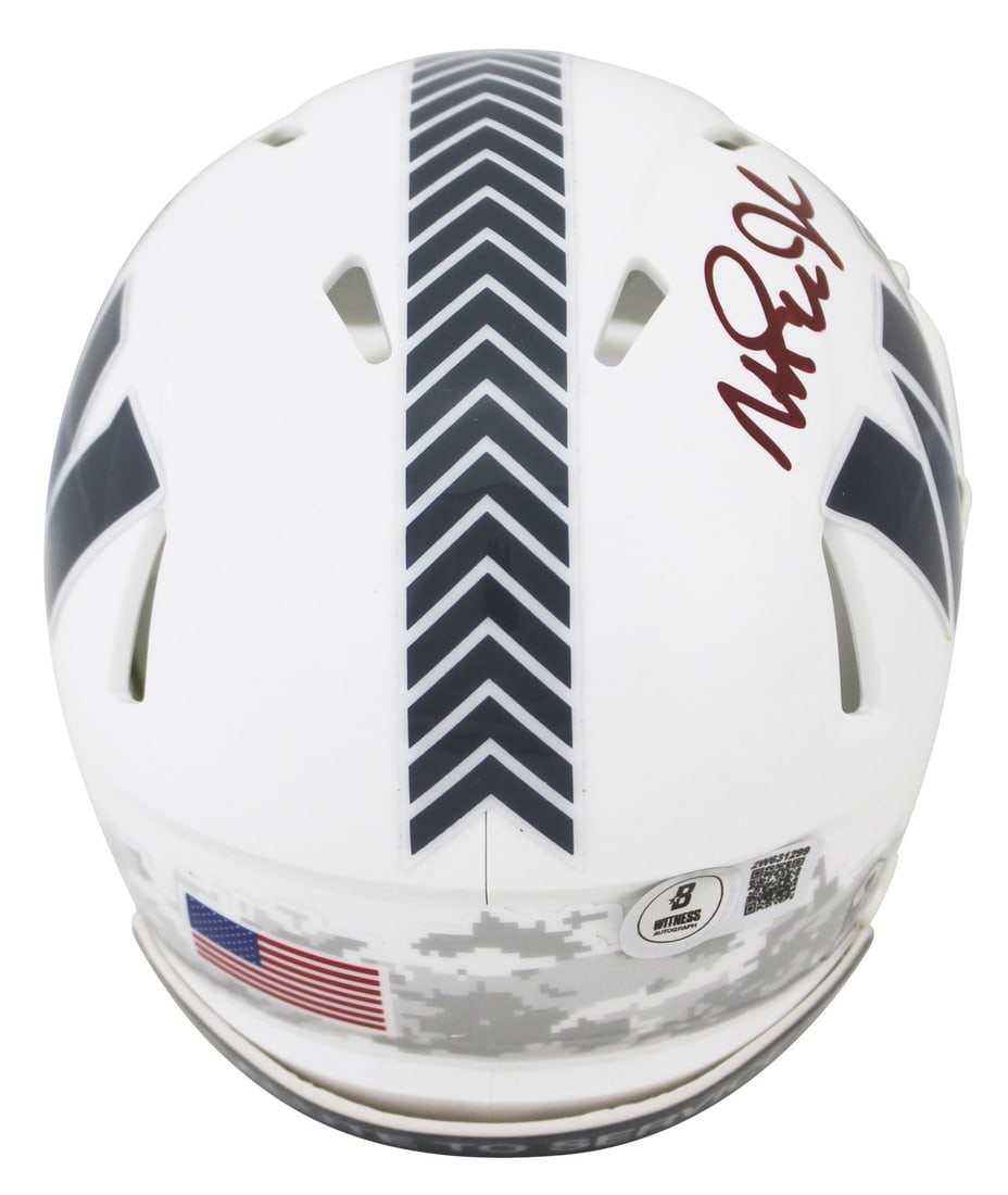 Magic Johnson Signed Washington Commanders Mini Helmet with BAS Authentication - 3