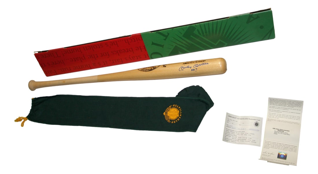 Mickey Mantle Autographed Bat with Upper Deck Authentication Yankees: Mickey Mantle Autographed Bat with Upper Deck Authentication Yankees This is an original Mickey Mantle autographed player model bat, perfect for collectors and baseball enthusiasts. The bat features t