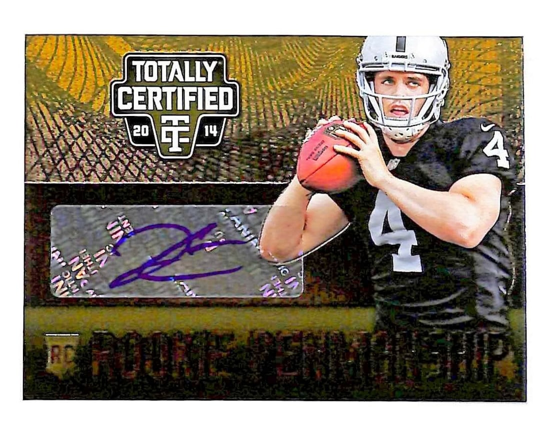 Derek Carr Gold Rookie Auto 2014 Panini Totally Certified Card 2 of 5: Derek Carr Gold Rookie Auto 2014 Panini Totally Certified Card 2 of 5 This is a 2014 Panini Totally Certified Gold Penmanship rookie card featuring Derek Carr. The card is autographed by Derek Carr an