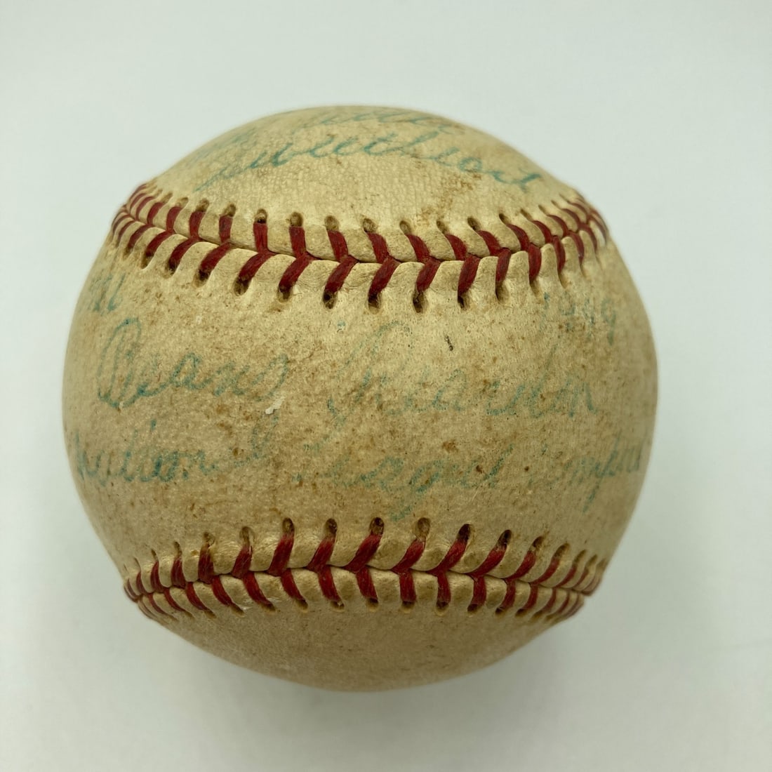 Beans Reardon Umpire Signed Baseball with JSA COA 1950s Stats: Beans Reardon Umpire Signed Baseball with JSA COA 1950s Stats This is an original baseball signed by umpire Beans Reardon, complete with an inscription of his stats from the 1950s. The ball comes with