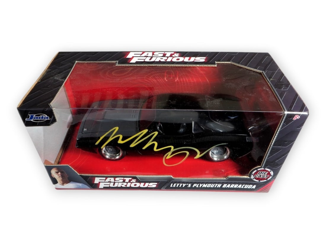 Michelle Rodriguez JSA authenticated Fast Furious die cast car autograph (1 of 3)