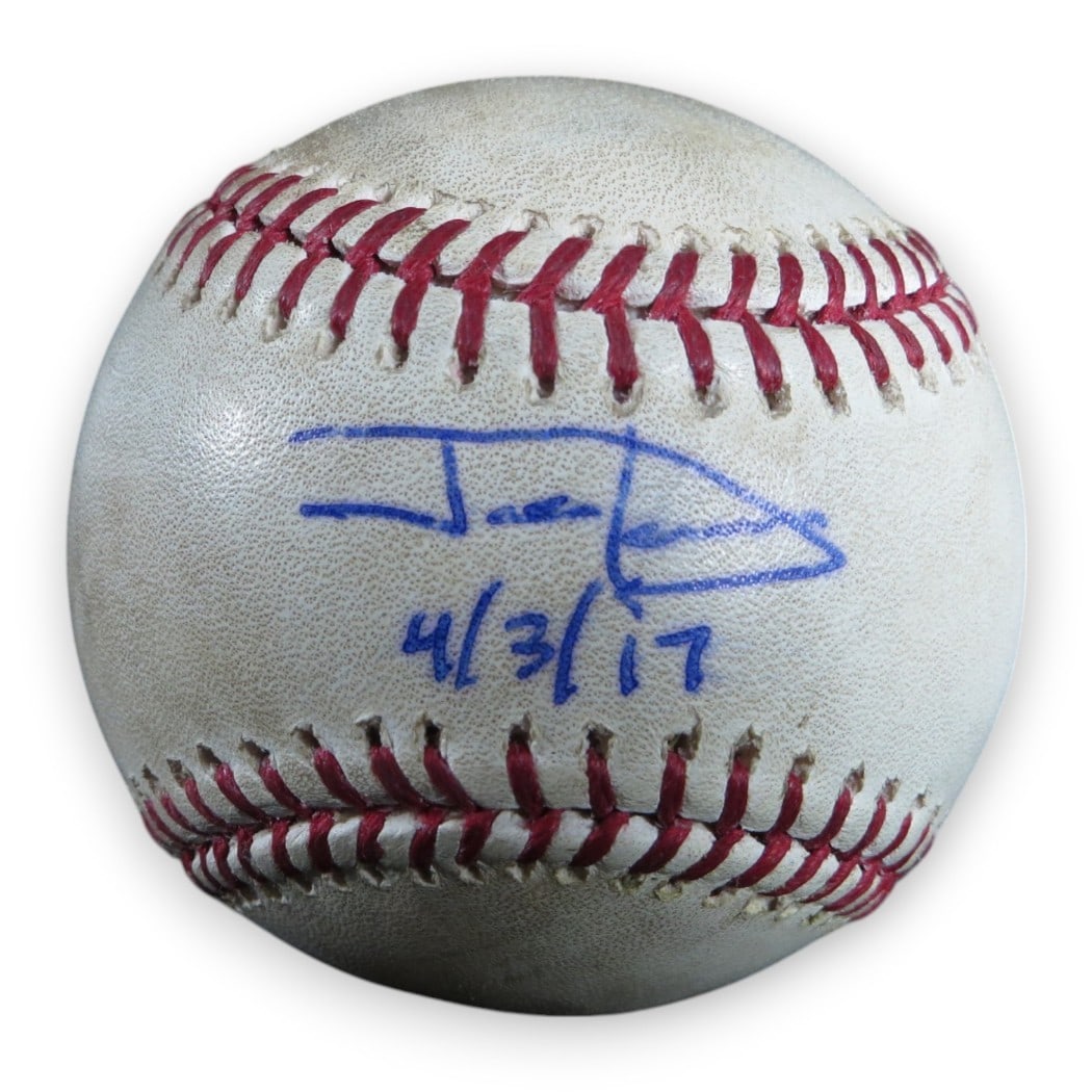 Joe Davis Autographed Game Used Baseball Dodgers JSA Authenticated: Joe Davis Autographed Game Used Baseball Dodgers JSA Authenticated This Joe Davis autographed baseball is a remarkable piece for any Los Angeles Dodgers fan. The ball is game used, showcasing the hist