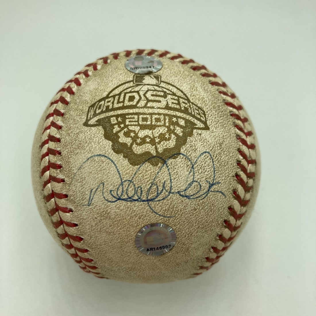 Derek Jeter Signed Game Used Baseball Mr. November 2001 World Series JSA Authenticated: Derek Jeter Signed Game Used Baseball Mr. November 2001 World Series JSA Authenticated Own a piece of baseball history with this very rare 2001 World Series Game 4 game-used baseball signed by Yankees