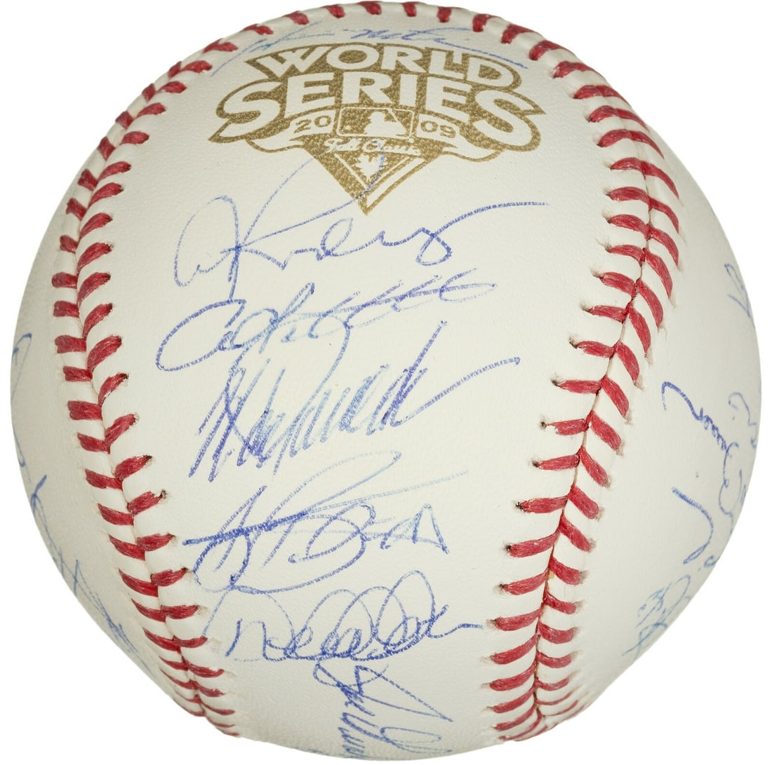 2009 Yankees Team Signed World Series Baseball Derek Jeter PSA DNA Authenticated: 2009 Yankees Team Signed World Series Baseball Derek Jeter PSA DNA Authenticated Celebrate the legacy of the 2009 New York Yankees with this team-signed World Series baseball featuring the signatures 