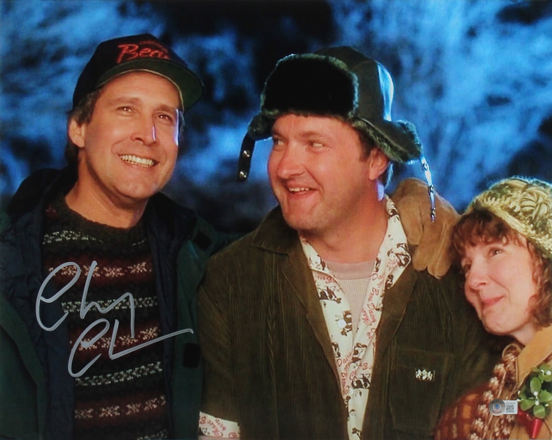 Chevy Chase Signed 16x20 Christmas Vacation Photo BAS Authenticated (1 of 3)