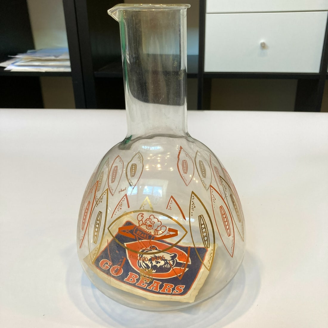Rare Vintage Glass Decanter Featuring 1960s Chicago Bears (1 of 5)