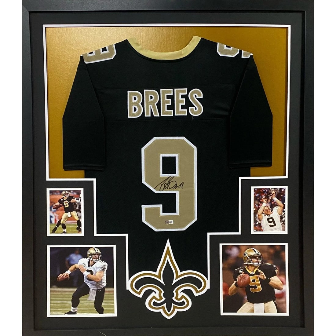Framed New Orleans Saints Jersey Signed by Drew Brees Beckett Authenticated: Framed New Orleans Saints Jersey Signed by Drew Brees Beckett Authenticated This is a pre-owned, framed New Orleans Saints jersey autographed by Drew Brees. The jersey has been authenticated by Becket
