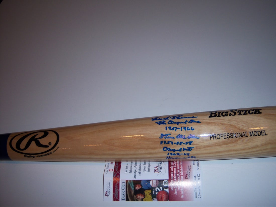 Autographed Big Stick Bat by Frank Thomas with JSA COA Pittsburgh Pirates: Autographed Big Stick Bat by Frank Thomas with JSA COA Pittsburgh Pirates This is a pre-owned Big Stick bat signed by Frank Thomas of the Pittsburgh Pirates. The item is an original, not a reprint, an