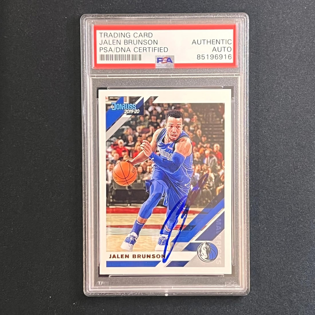 2019-20 Panini Donruss #45 Jalen Brunson Signed Card PSA Authenticated Mavericks: 2019-20 Panini Donruss #45 Jalen Brunson Signed Card PSA Authenticated Mavericks This 2019-20 Panini Donruss #45 card features the autograph of Jalen Brunson, a prominent player for the Dallas Maveric