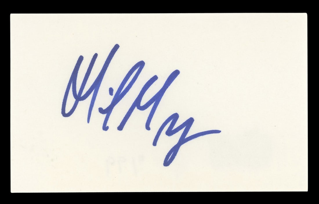 Mike Myers Signed Austin Powers 3x5 Index Card BAS Authenticated: Mike Myers Signed Austin Powers 3x5 Index Card BAS Authenticated This authentic 3x5 index card has been personally signed by Mike Myers, known for his iconic role in Austin Powers. The autograph is ve