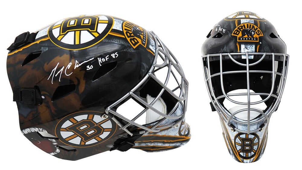 Gerry Cheevers Signed Boston Bruins Goalie Mask HOF 85 with COA: Gerry Cheevers Signed Boston Bruins Goalie Mask HOF 85 with COA Own a piece of hockey history with this Gerry Cheevers signed Boston Bruins replica goalie mask, featuring the inscription 'HOF 85'. Thi