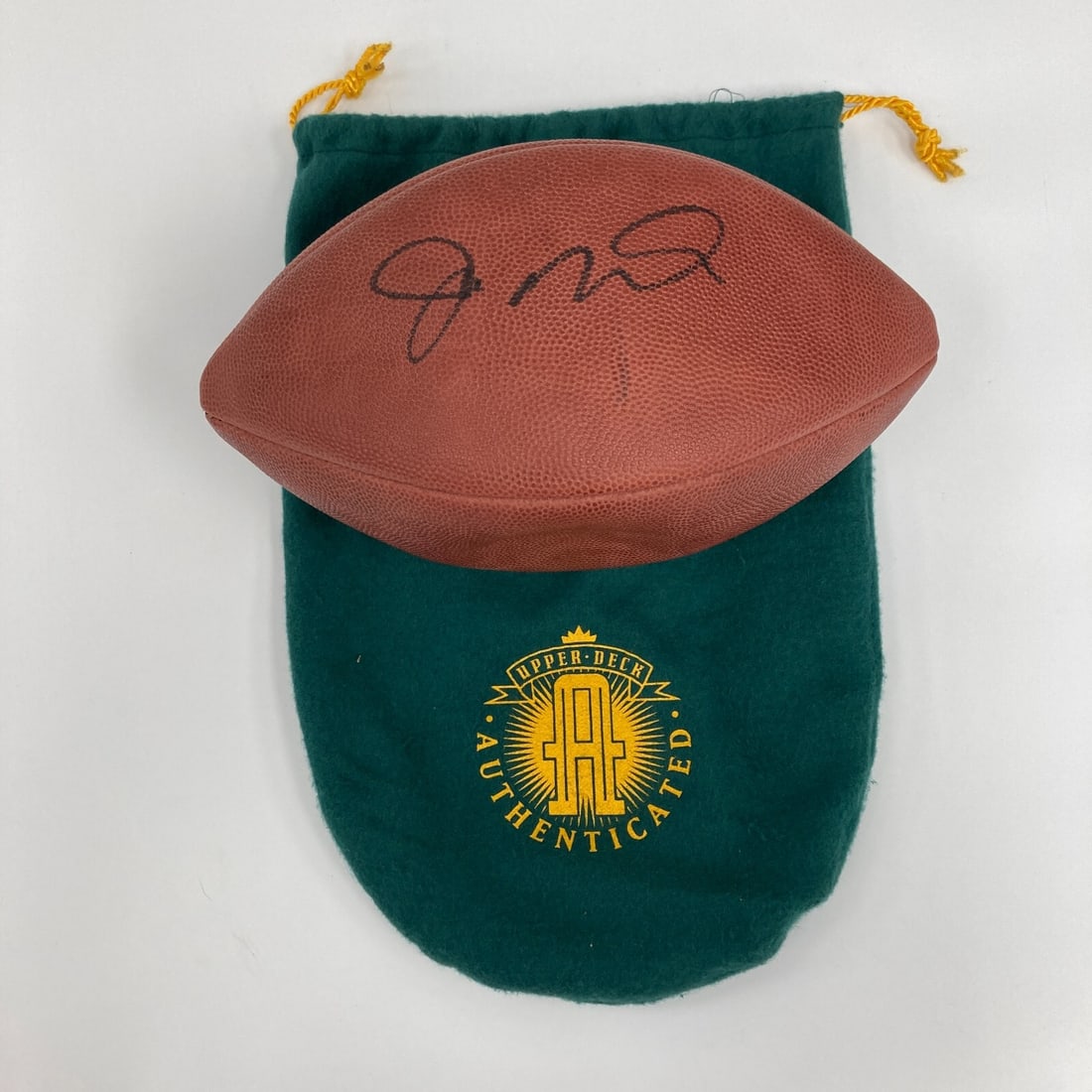 Joe Montana Signed NFL Wilson Football with Upper Deck Authentication: Joe Montana Signed NFL Wilson Football with Upper Deck Authentication This is a pre-owned NFL Wilson game football signed by the legendary quarterback Joe Montana, renowned for his exceptional career 