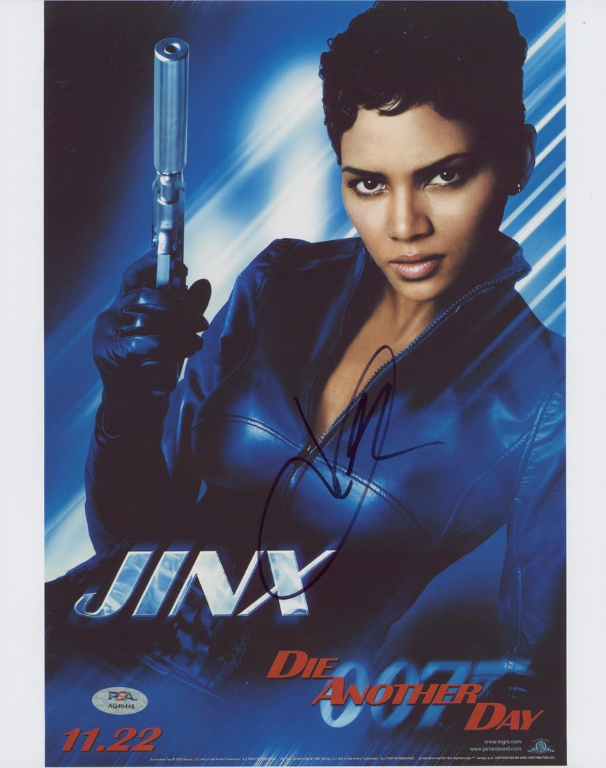 Halle Berry signed 11x14 James Bond 007 photo PSA DNA (1 of 1)