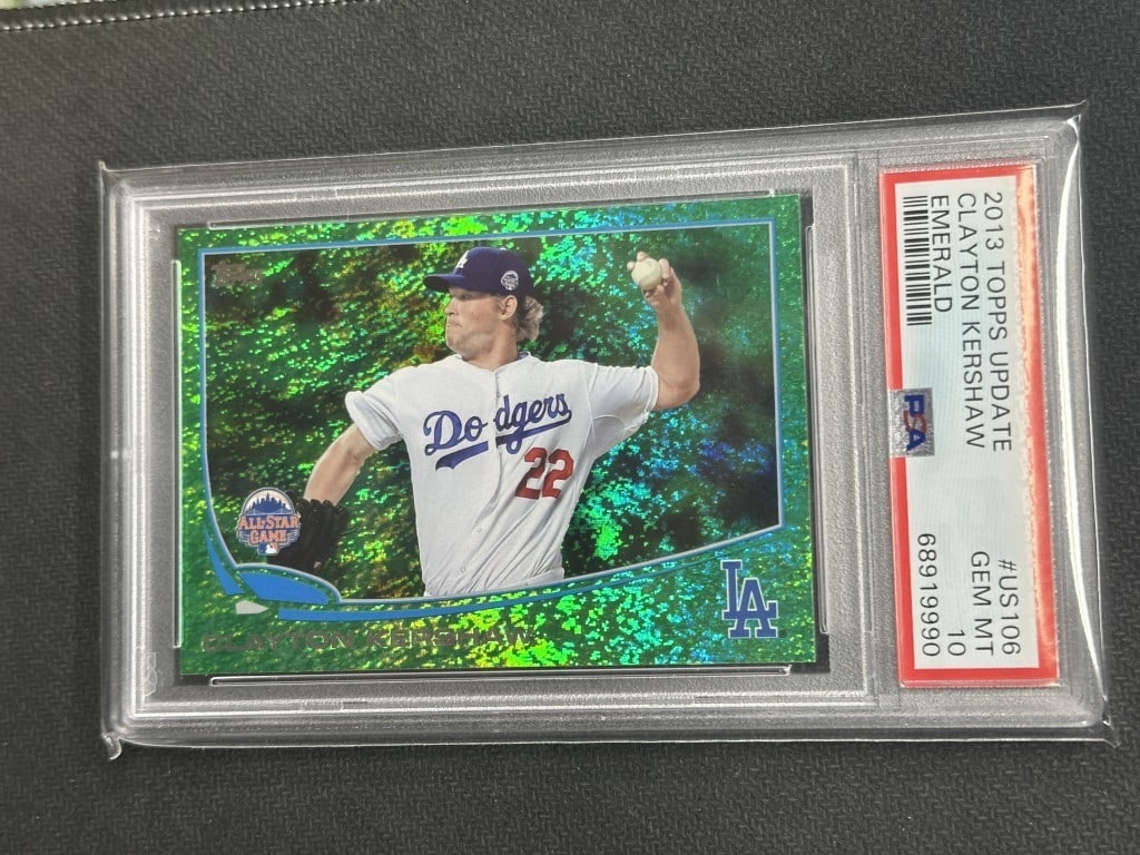 Clayton Kershaw 2013 Topps Update Emerald Sparkle PSA 10 Dodgers Card US106: Clayton Kershaw 2013 Topps Update Emerald Sparkle PSA 10 Dodgers Card US106 This is a 2013 Topps Update Emerald Sparkle Foil baseball card featuring Clayton Kershaw, a star pitcher for the Los Angeles