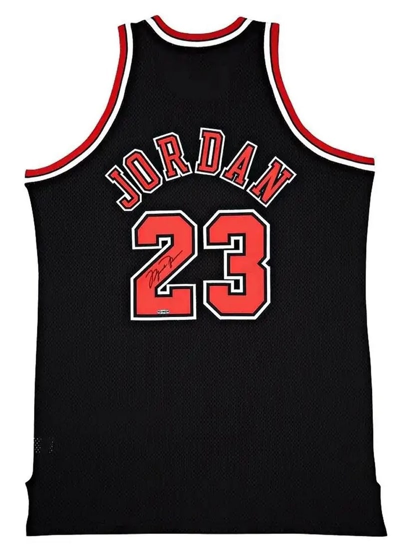 Michael Jordan Autographed Bulls 1997-98 Black Jersey Upper Deck Authenticated: Michael Jordan Autographed Bulls 1997-98 Black Jersey Upper Deck Authenticated Celebrate the legacy of an NBA icon with this Michael Jordan signed Chicago Bulls black alternate jersey from the 1997-98