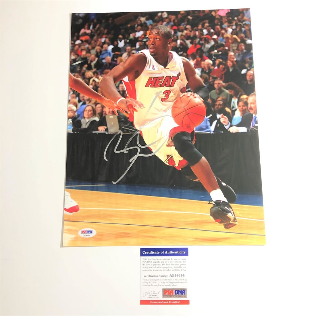 Dwyane Wade Autographed 11x14 Photo PSA/DNA Miami Heat: Dwyane Wade Autographed 11x14 Photo PSA/DNA Miami Heat This is a professionally printed 11x14 photograph signed by Dwyane Wade, a legendary player for the Miami Heat. The autograph has been authentica