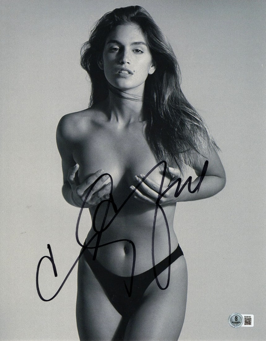 Cindy Crawford Autographed 11X14 Photo Beckett Authenticated Supermodel (1 of 2)
