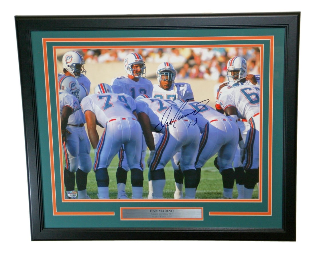 Dan Marino Signed Miami Dolphins 16x20 Photo Framed Fanatics Authentic: Dan Marino Signed Miami Dolphins 16x20 Photo Framed Fanatics Authentic This stunning 16x20 photo features Dan Marino, the legendary quarterback of the Miami Dolphins, beautifully framed to enhance you