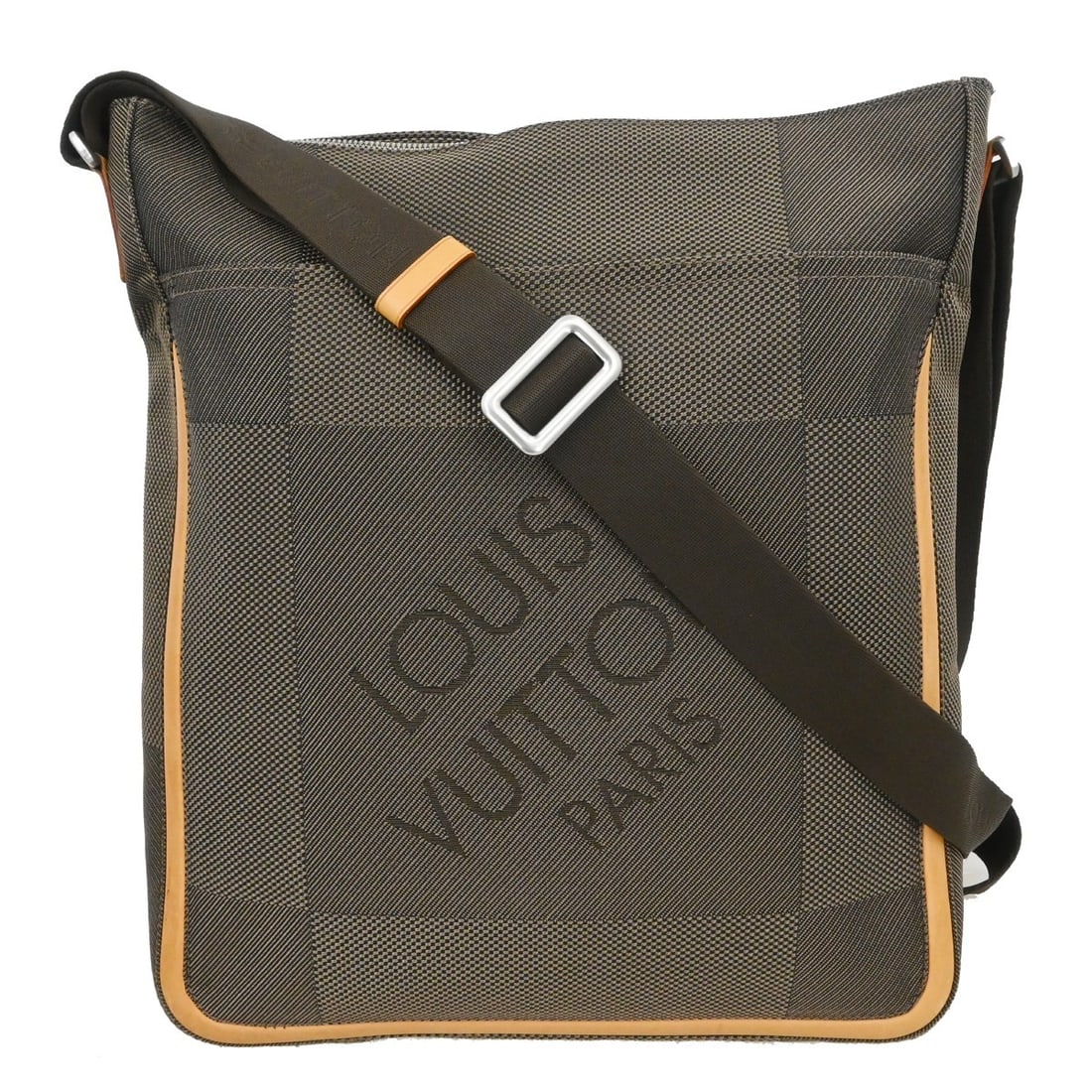 Louis Vuitton Damier Geant Compagnon Brown Canvas Shoulder Bag M93046: Louis Vuitton Damier Geant Compagnon Brown Canvas Shoulder Bag M93046 This Louis Vuitton Damier Geant Compagnon shoulder bag features a large, casual design crafted from durable brown canvas. It is eq