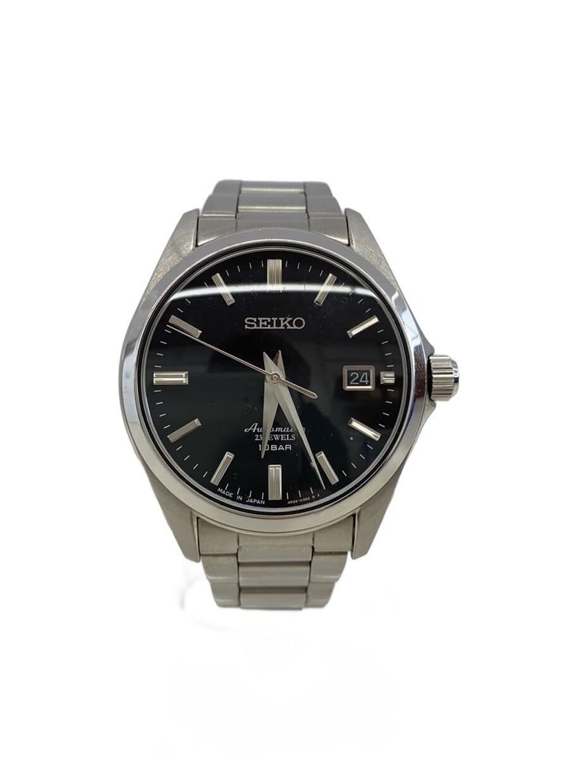 Seiko stainless steel men's mechanical wristwatch 4R35-03X0: Seiko stainless steel men's mechanical wristwatch 4R35-03X0 This SEIKO Mechanical Dress Line 4R35-03X0 is a men's wristwatch crafted in stainless steel with a silver finish. Designed for reliable dail