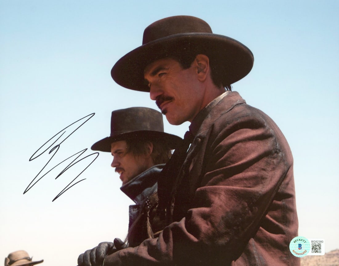 Beckett Authenticated Ewan McGregor Signed 8x10 Photograph: Beckett Authenticated Ewan McGregor Signed 8x10 Photograph This is an 8x10 photograph personally signed by Ewan McGregor from the film "Jane Got A Gun." The autograph is authenticated by Beckett Authe