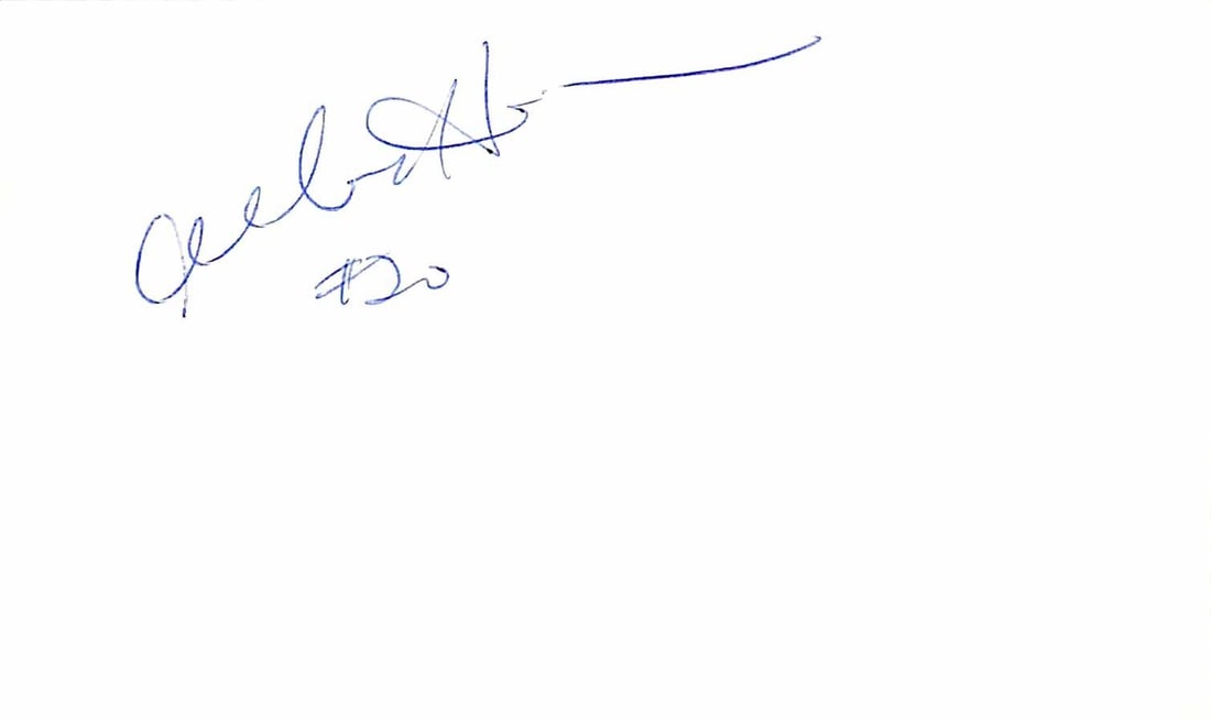 Allan Houston Autographed 3x5 Index Card Beckett Certified New York Knicks Olympic: Allan Houston Autographed 3x5 Index Card Beckett Certified New York Knicks Olympic This 3x5 index card features the autograph of Allan Houston, renowned as a New York Knicks player and Olympic champio