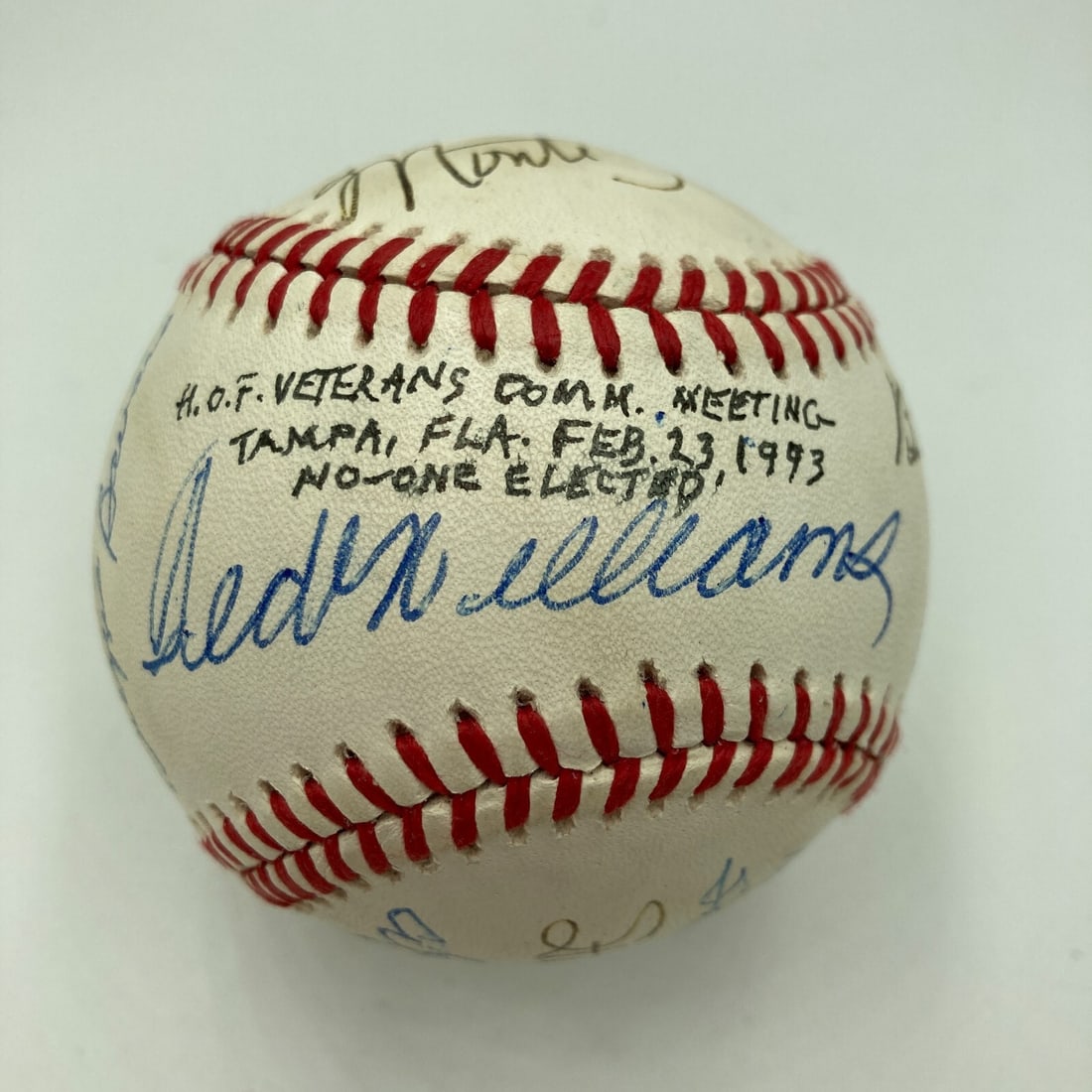 1993 Hall of Fame Signed Baseball Ted Williams Stan Musial JSA COA: 1993 Hall of Fame Signed Baseball Ted Williams Stan Musial JSA COA This is an original signed baseball featuring the autographs of baseball legends Ted Williams and Stan Musial, among others, from the