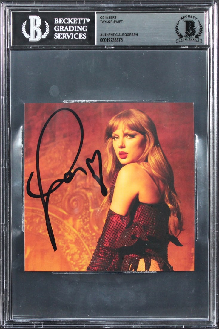 Taylor Swift Autographed CD Booklet The Life of a Showgirl Beckett Authenticated: Taylor Swift Autographed CD Booklet The Life of a Showgirl Beckett Authenticated This CD and booklet insert for "The Life of a Showgirl" has been personally signed by Taylor Swift. The autograph is ac