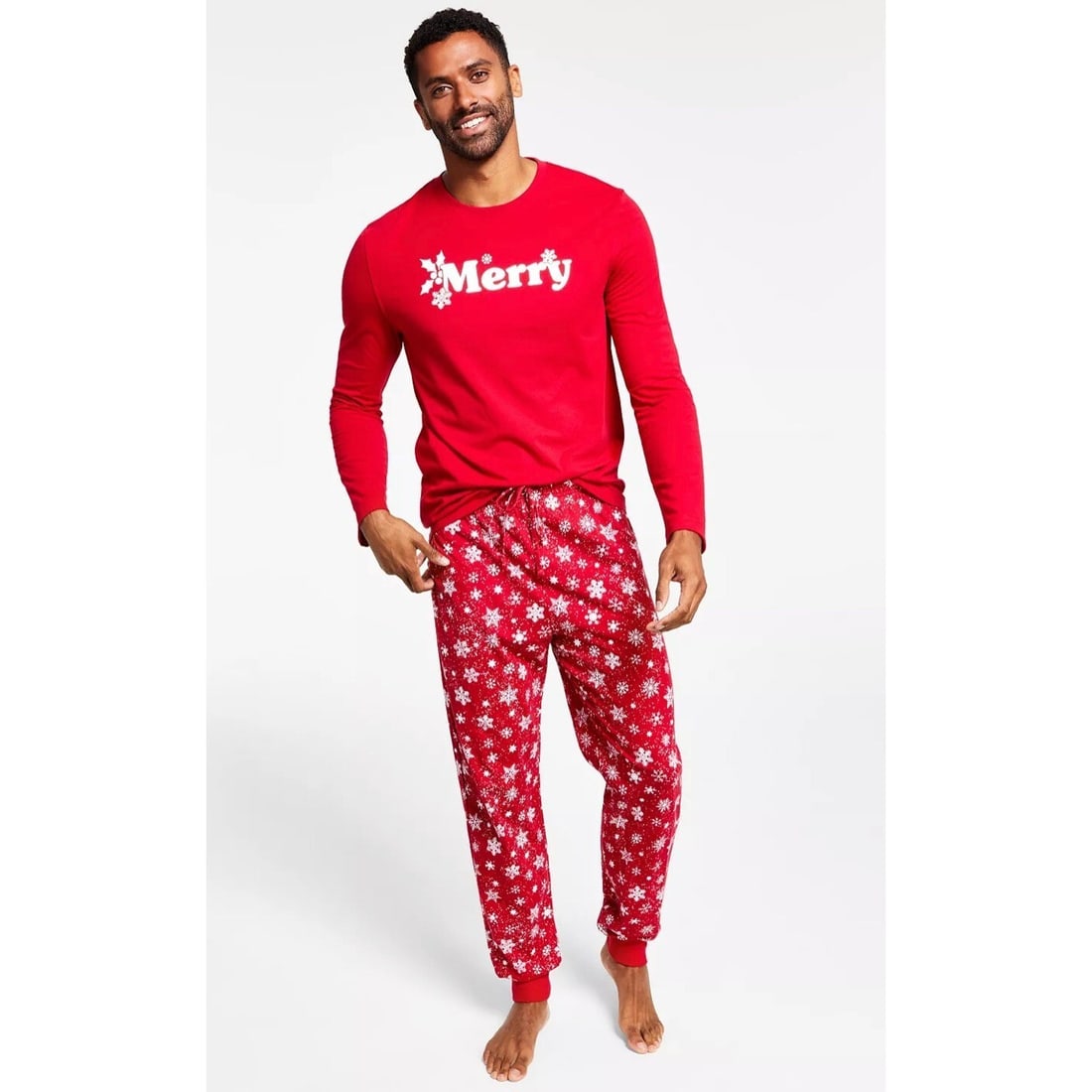 Macy's Merry Snowflake Family Pajama Set Men's Size S: Macy's Merry Snowflake Family Pajama Set Men's Size S Celebrate the festive season with this charming Family Pajamas set, featuring a stylish graphic top paired with vibrant snowflake-print pants. The