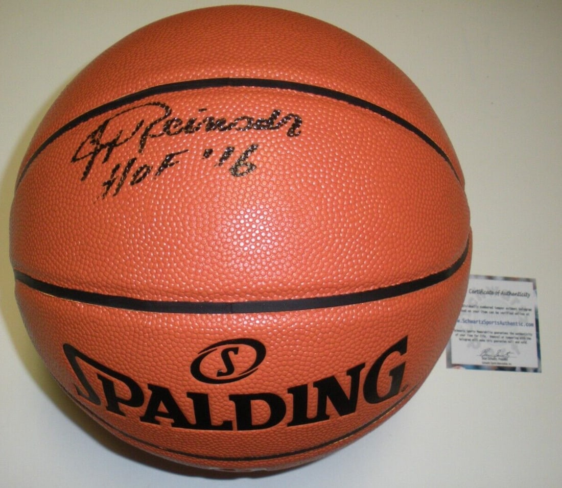 Signed Jerry Reinsdorf Basketball Chicago Bulls HOF 2016 Schwartz COA: Signed Jerry Reinsdorf Basketball Chicago Bulls HOF 2016 Schwartz COA This basketball is signed by Jerry Reinsdorf, notable for his association with the Chicago Bulls and his induction into the Hall o