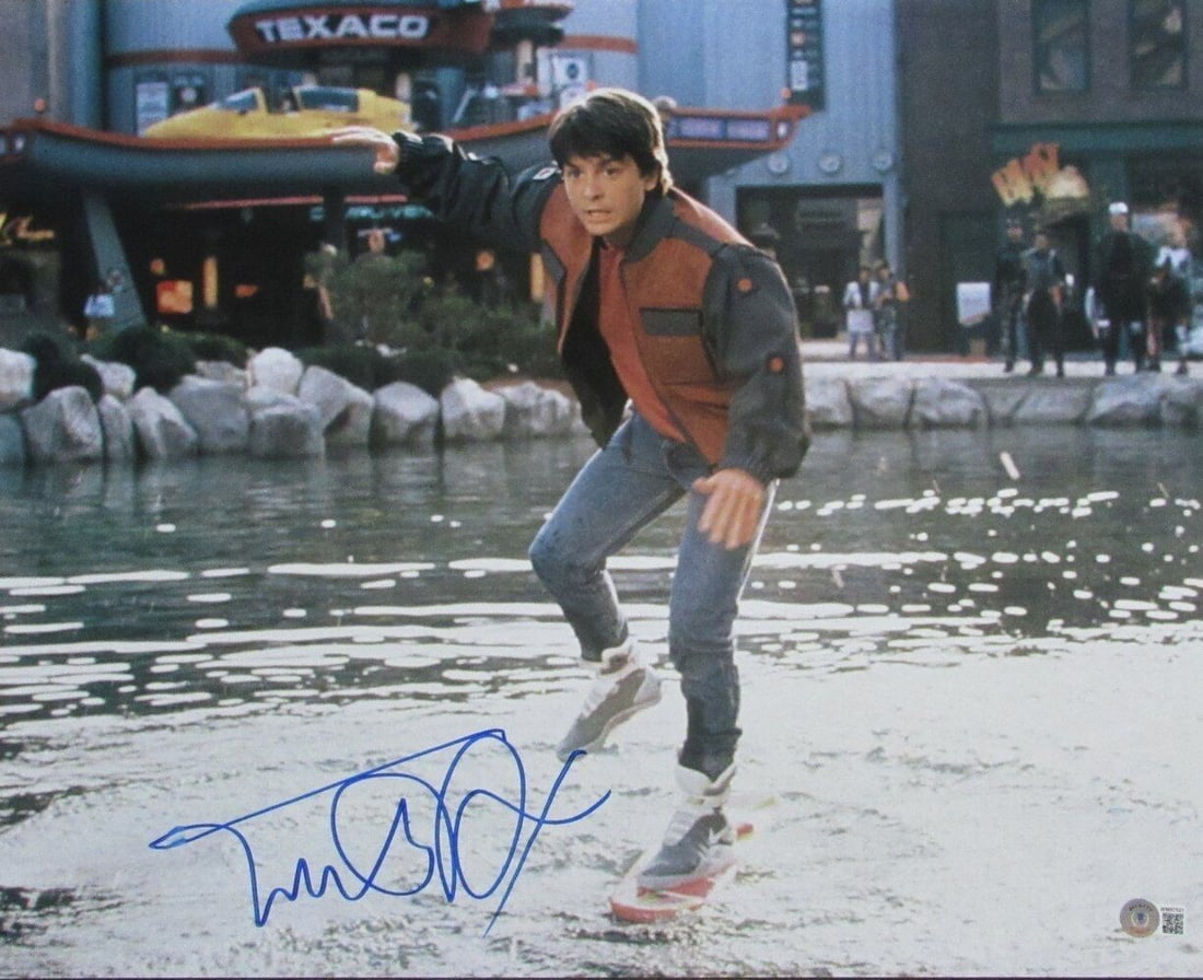 Michael J Fox Signed Back to the Future II Photo 16x20 Beckett Authenticated: Michael J Fox Signed Back to the Future II Photo 16x20 Beckett Authenticated This is a stunning 16x20 inch photograph of Michael J. Fox from "Back to the Future II," hand signed and authenticated by B