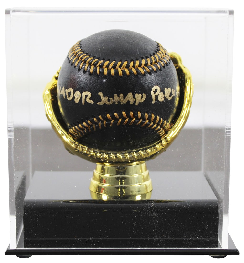 Salvador Perez Signed Black OML Baseball with Beckett Authentication (1 of 6)