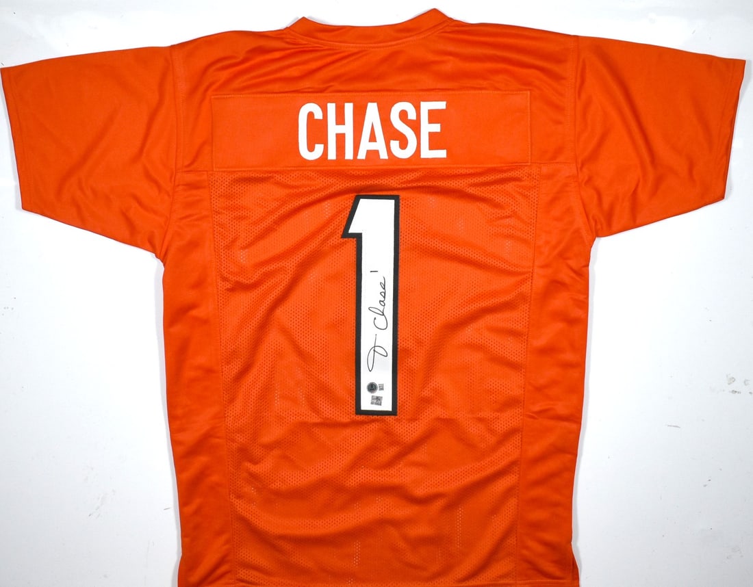 Ja'Marr Chase Signed Orange Bengals Jersey Beckett Authenticated (1 of 3)