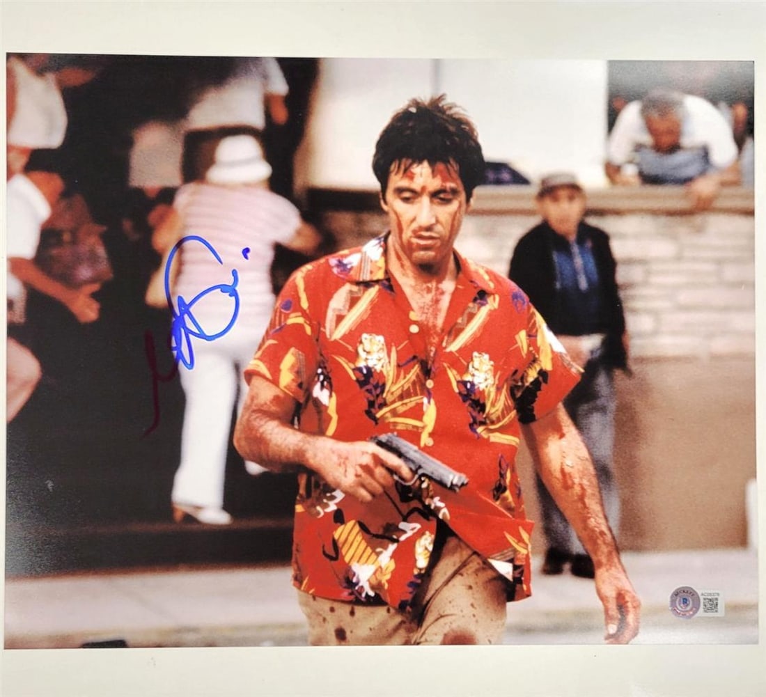 Al Pacino Signed Scarface 11x14 Photo Beckett Authenticated: Al Pacino Signed Scarface 11x14 Photo Beckett Authenticated Own a remarkable piece of cinematic history with this original 11x14 photograph from the iconic movie Scarface, signed by legendary actor Al