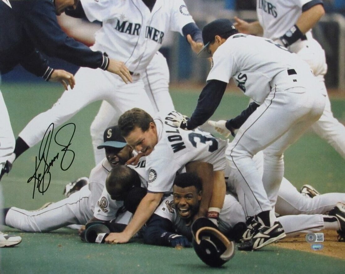 Ken Griffey Jr. Autographed 16x20 Photo Seattle Mariners BAS Certified: Ken Griffey Jr. Autographed 16x20 Photo Seattle Mariners BAS Certified This is a Ken Griffey Jr. Hall of Fame Autographed 16x20 Photo featuring the Seattle Mariners. The signature has been authenticat