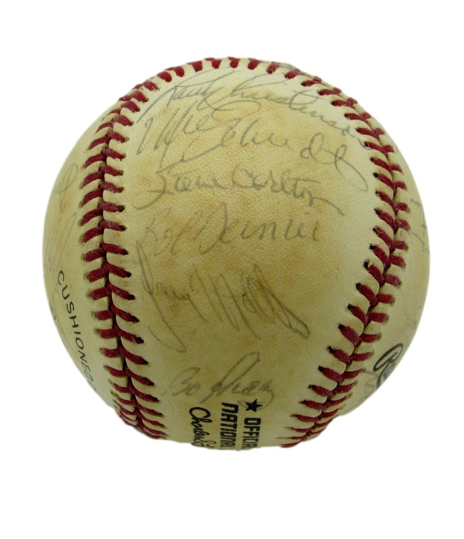 1983 Phillies NL Champs Team Signed ONL Baseball 23 Autographs HOF Schmidt Carlton: 1983 Phillies NL Champs Team Signed ONL Baseball 23 Autographs HOF Schmidt Carlton Celebrate the legacy of the 1983 Philadelphia Phillies with this remarkable team-signed baseball. This authentic ONL 
