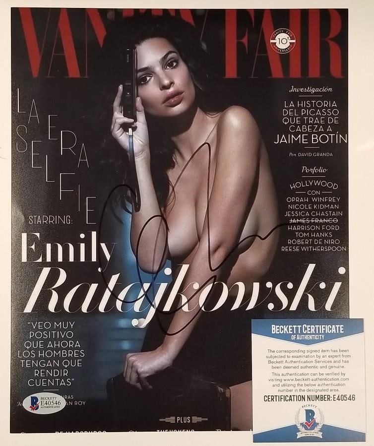 Emily Ratajkowski Autographed 8x10 Photograph With BAS Beckett Authentication: Emily Ratajkowski Autographed 8x10 Photograph With BAS Beckett Authentication This original 8x10 photograph is signed by actress and model Emily Ratajkowski. The autograph comes authenticated with a B