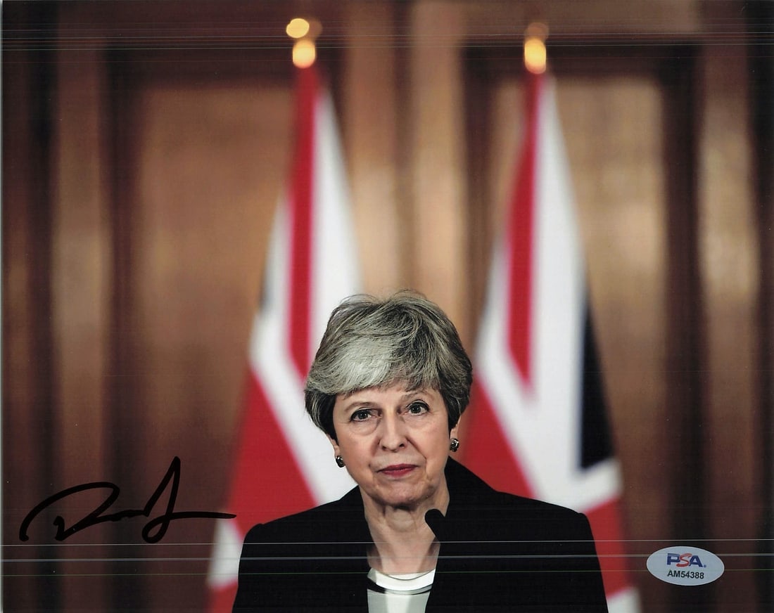 THERESA MAY Signed 8x10 Photo Authenticated PSA/DNA: THERESA MAY Signed 8x10 Photo Authenticated PSA/DNA This is a professionally printed 8x10 photo autographed by Theresa May. The signature has been authenticated by PSA/DNA, ensuring the authenticity o