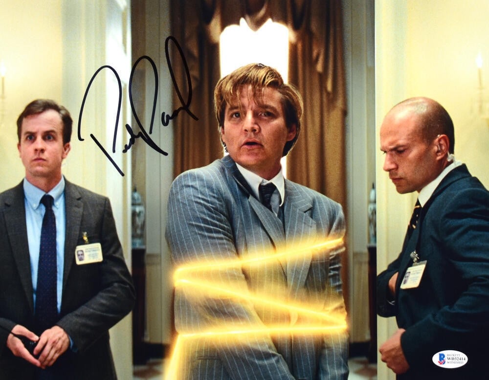 Pedro Pascal Signed Wonder Woman 1984 11x14 Photo Beckett Authenticated: Pedro Pascal Signed Wonder Woman 1984 11x14 Photo Beckett Authenticated This is an original 11X14 photograph of Pedro Pascal from the movie Wonder Woman 1984. The photograph is autographed by Pedro Pa
