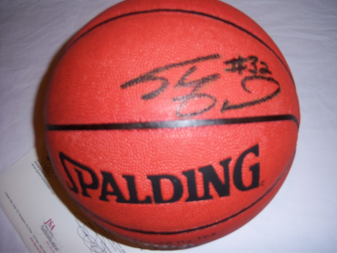 Shaquille O'Neal Signed NBA Basketball with JSA Full Letter Authentication: Shaquille O'Neal Signed NBA Basketball with JSA Full Letter Authentication This is an authentic basketball signed by Shaquille O'Neal, featuring full authentication with a JSA Certificate of Authentic