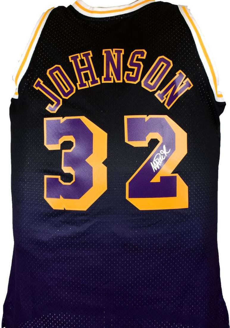 Magic Johnson Signed Lakers Jersey Beckett Authenticated Mitchell & Ness (1 of 10)