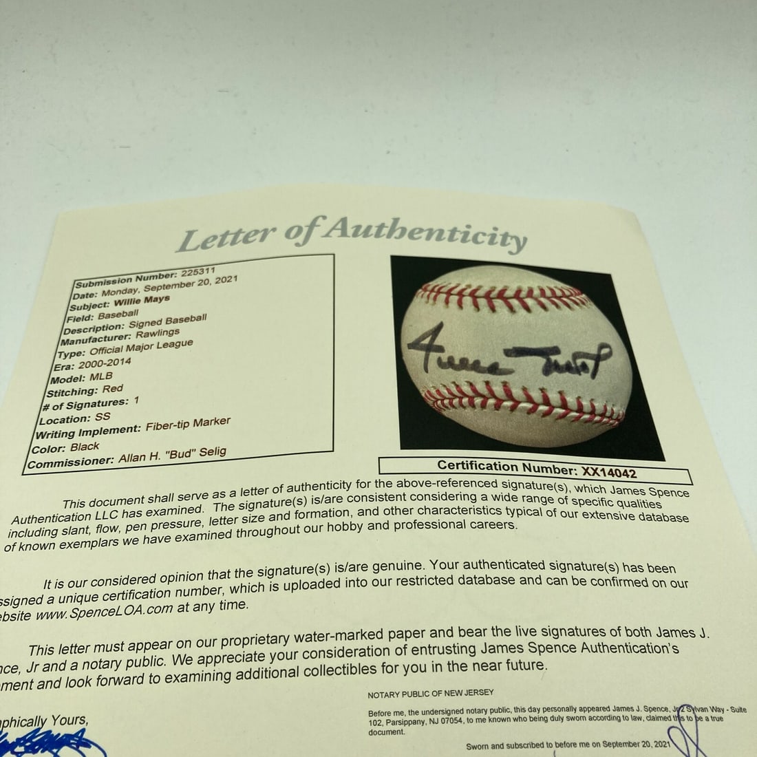 Willie Mays Autographed MLB Baseball with JSA Certification - 4